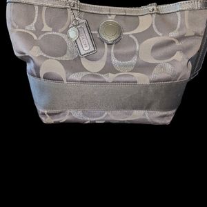 Purse COACH Signature GRAY Stripe Tote  Shoulder handbag.